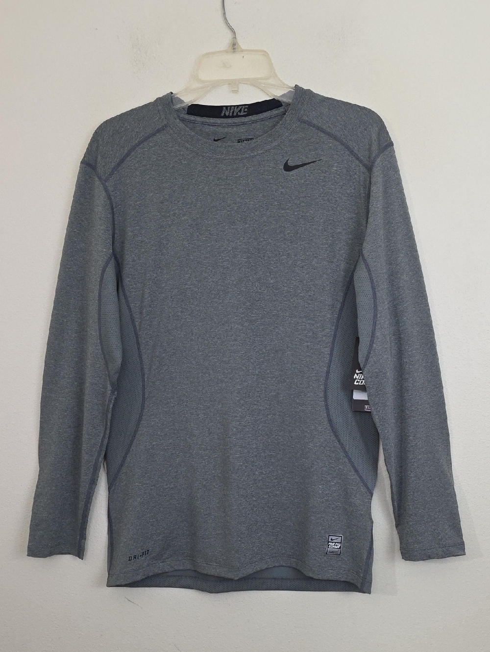 NWT Nike Pro Combat Gray Fitted Dri-Fit Long Sleeve Shirt Mens M